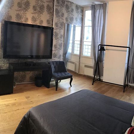 Atypique Apartment - Saint-Germain Des Pres Paris Exterior photo